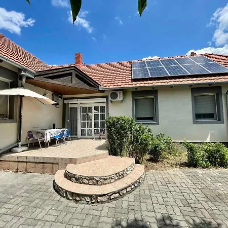 House And In Balaton 19032 Apartament Keszthely
